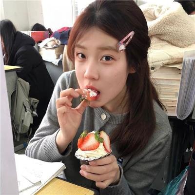 谁懂啊，娘娘写了一百条宫规